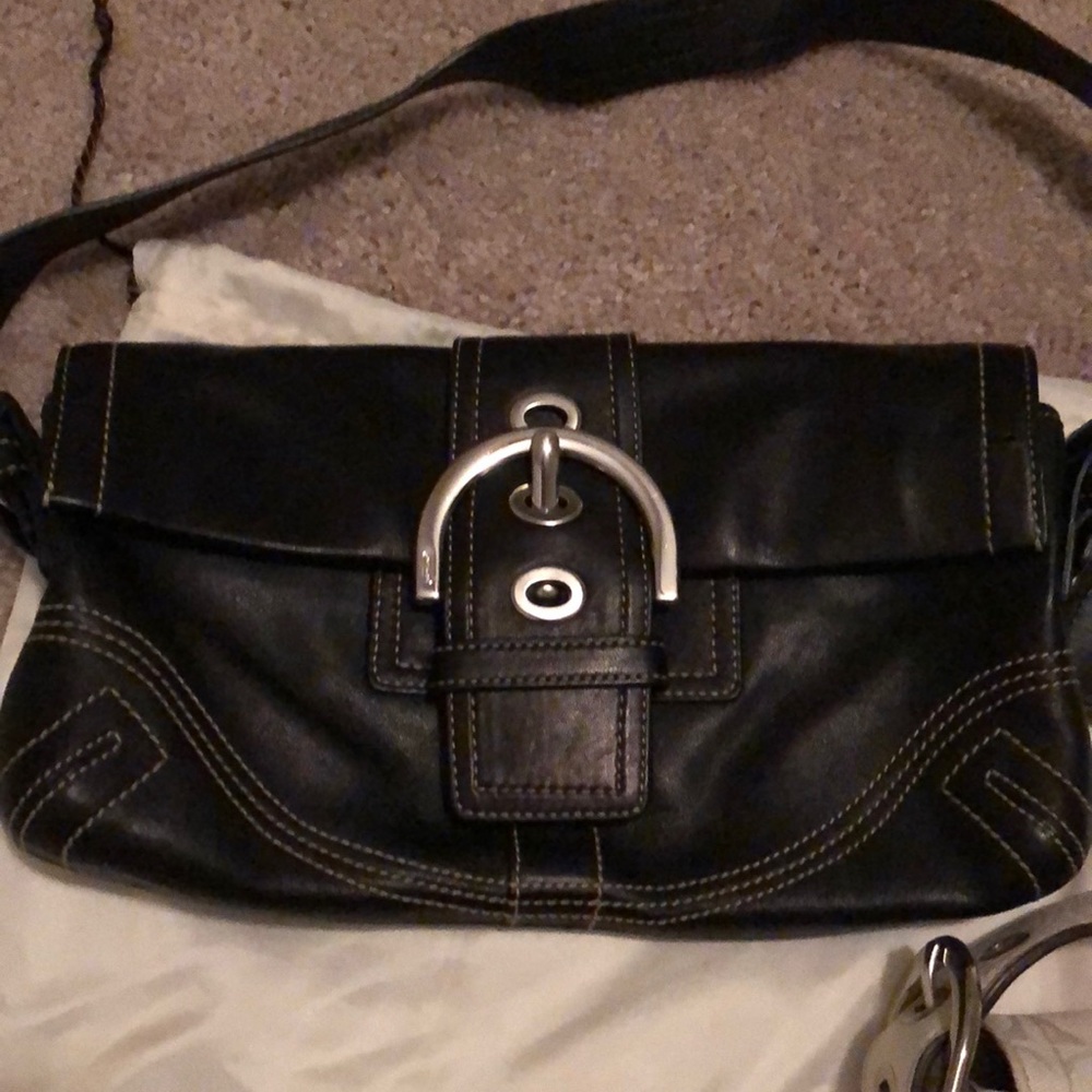 Coach purses - Picture 3 of 3